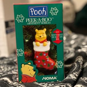 Pooh, Peek-A-Boo Motion Ornament